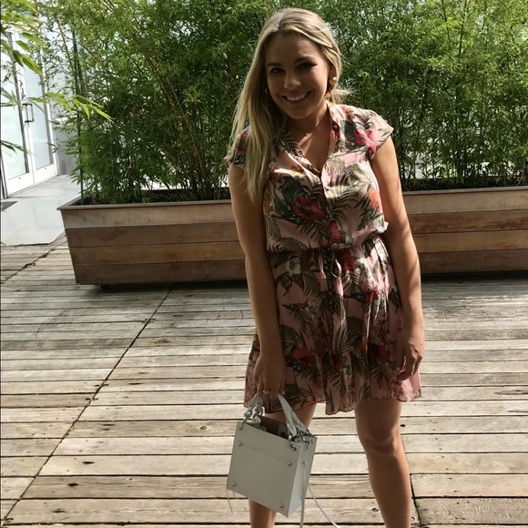 Meet your Posher, Cat - Picture 1 of 1